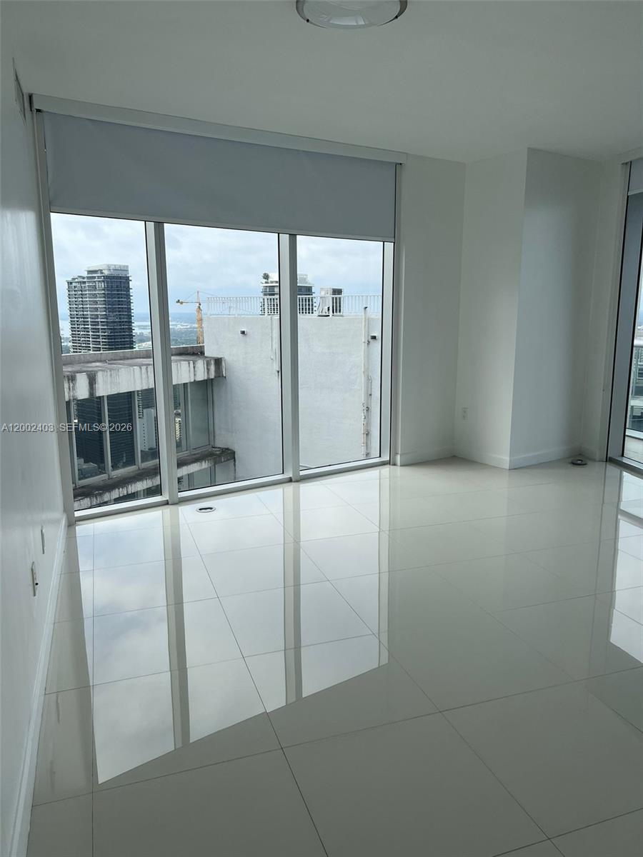 image Icon Brickell I1
