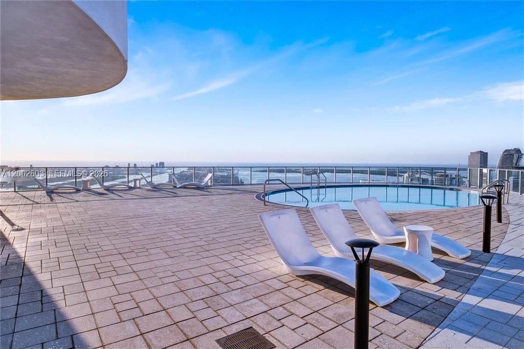 851 NE 1st Ave #3103 Miami, FL 33132