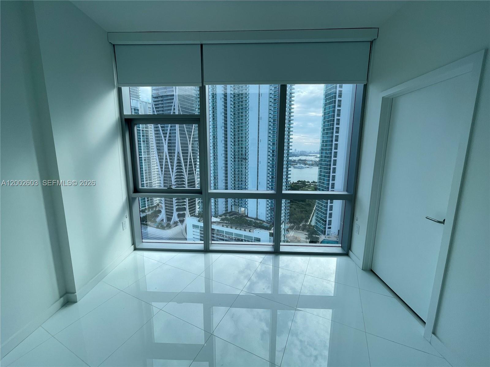 851 NE 1st Ave #3103 Miami, FL 33132