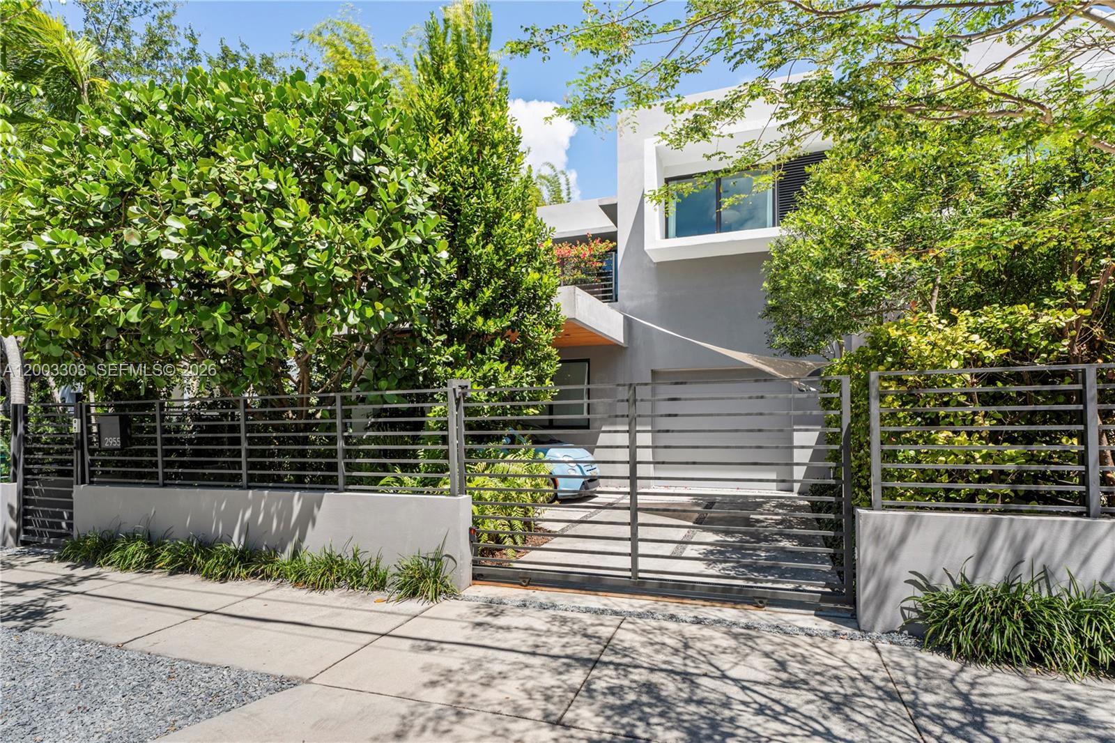 2955 Shipping Ave #2955 Miami, FL 33133