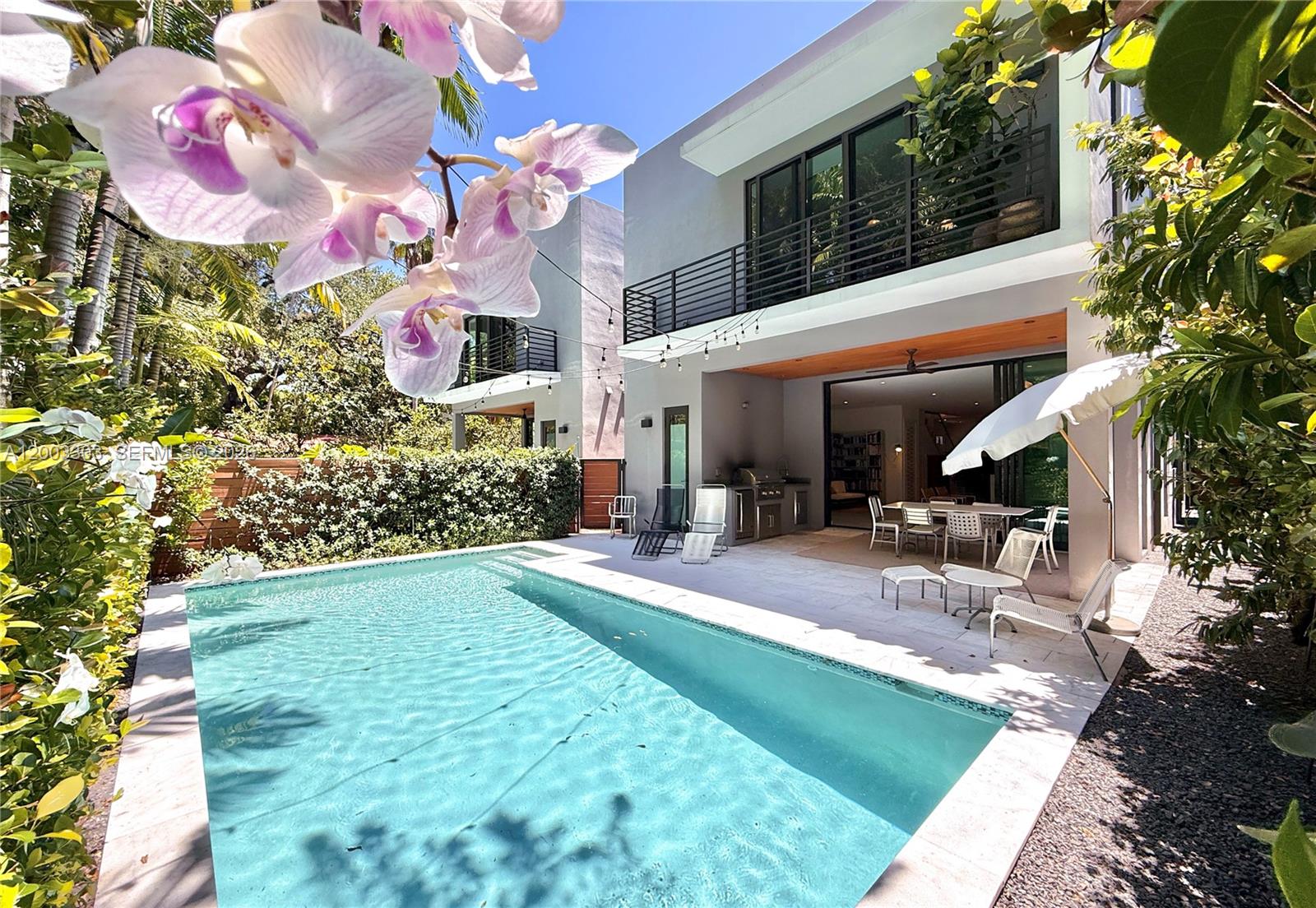 2955 Shipping Ave #2955 Miami, FL 33133