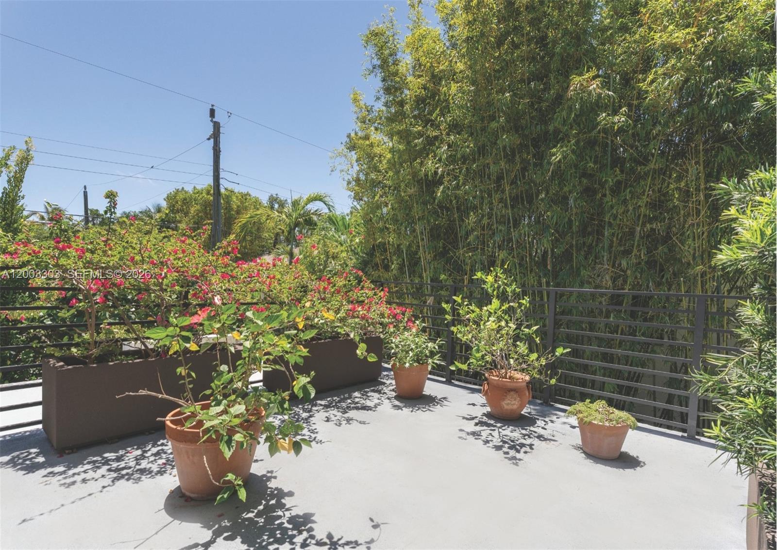 2955 Shipping Ave #2955 Miami, FL 33133