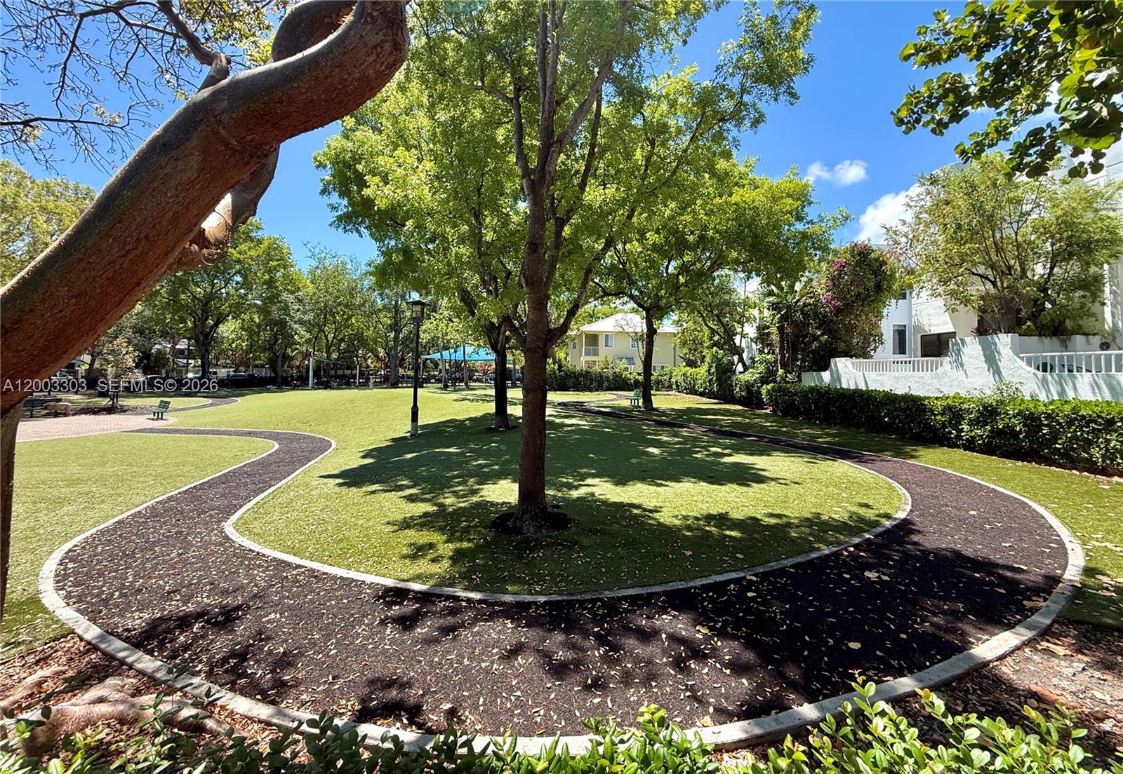 2955 Shipping Ave #2955 Miami, FL 33133