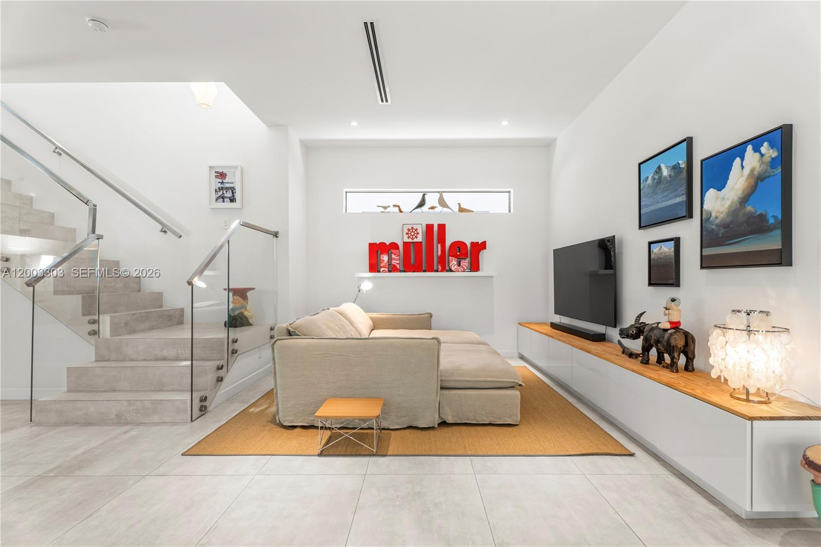 2955 Shipping Ave #2955 Miami, FL 33133