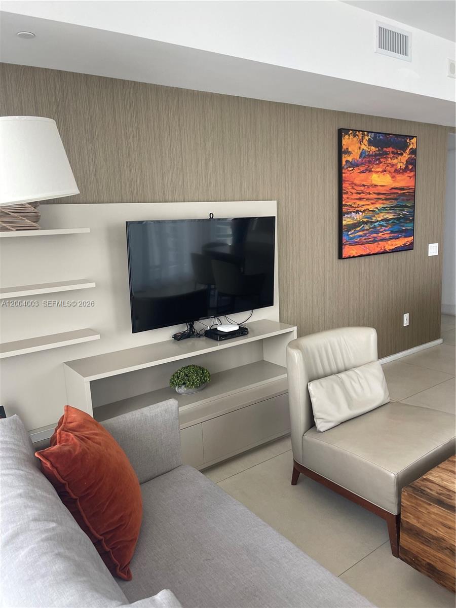 4111 S Ocean Dr #3411 Hollywood, FL 33019