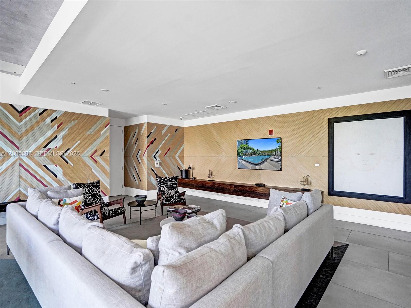 image Hyde Midtown12