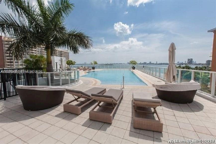 image Paramount Bay38