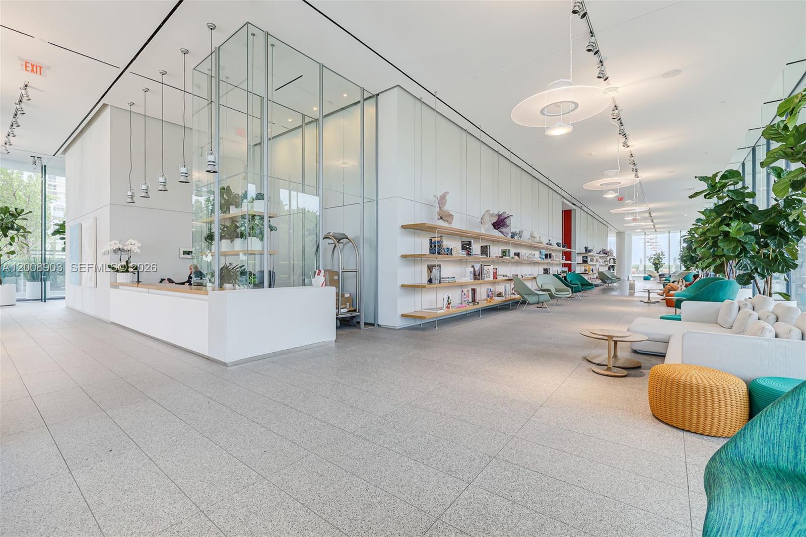 8701 Collins Ave #904 Miami Beach, FL 33154