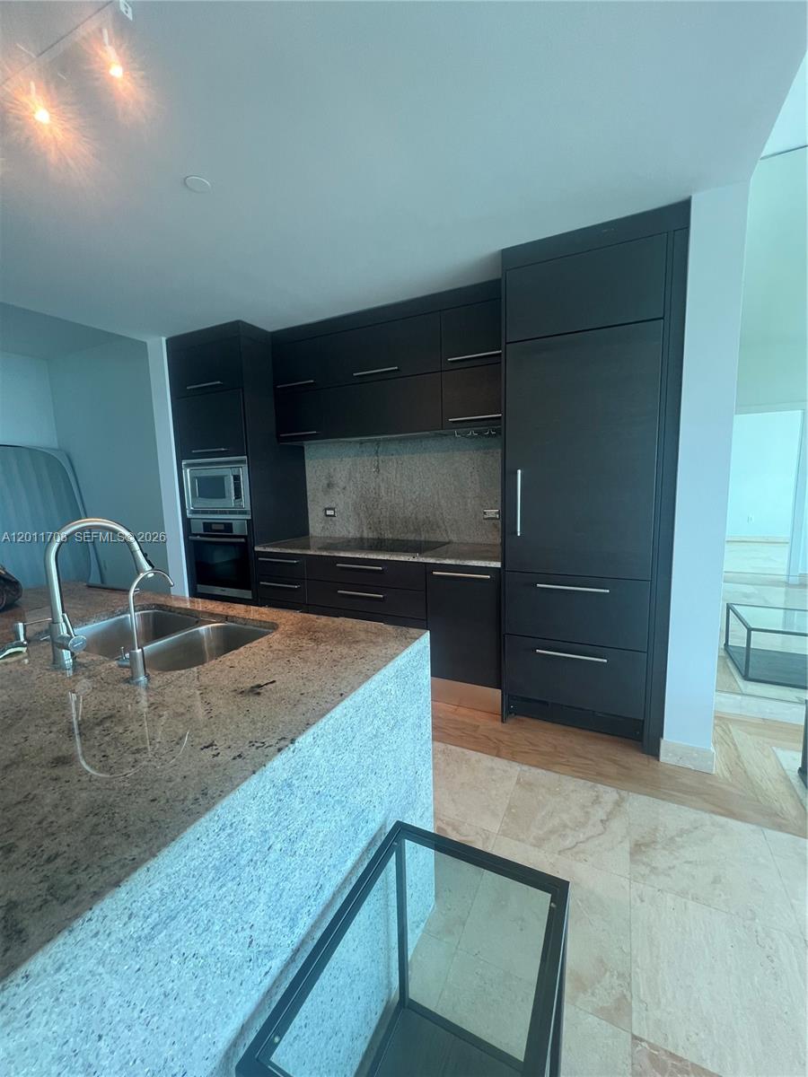 900 Biscayne Blvd #2904 Miami, FL 33132
