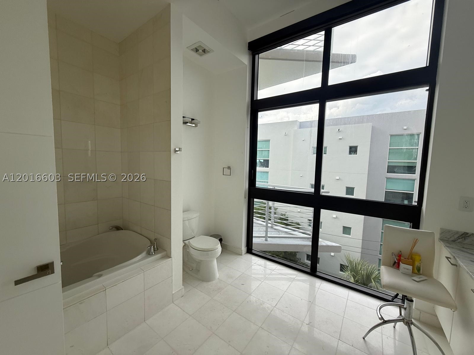 image Meridian Lofts11
