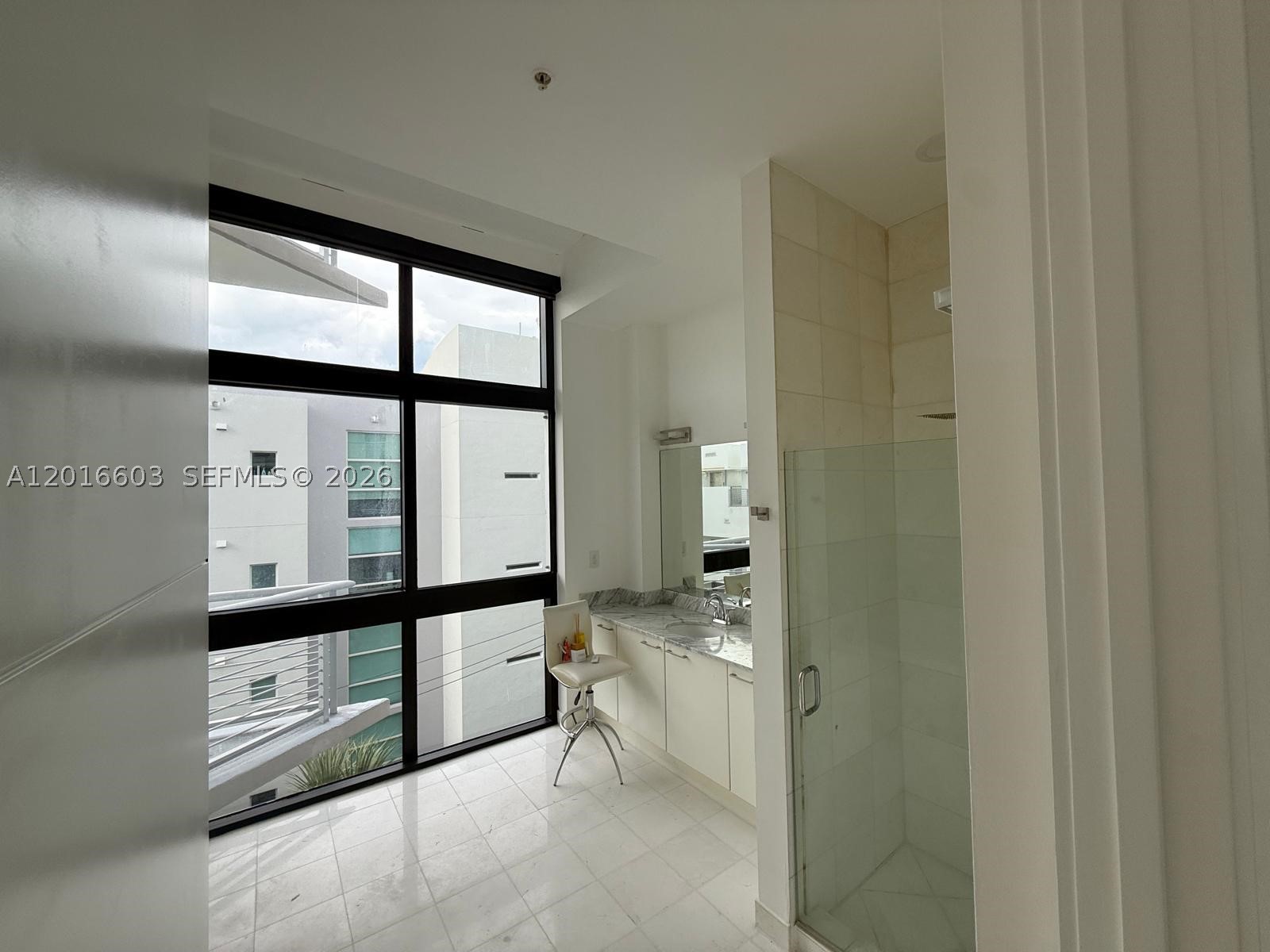 image Meridian Lofts12