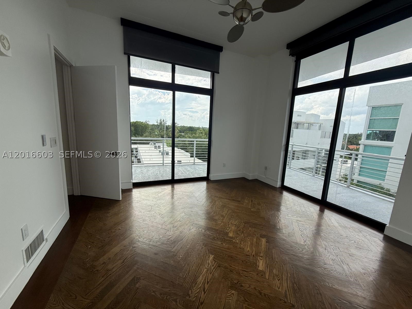 image Meridian Lofts8