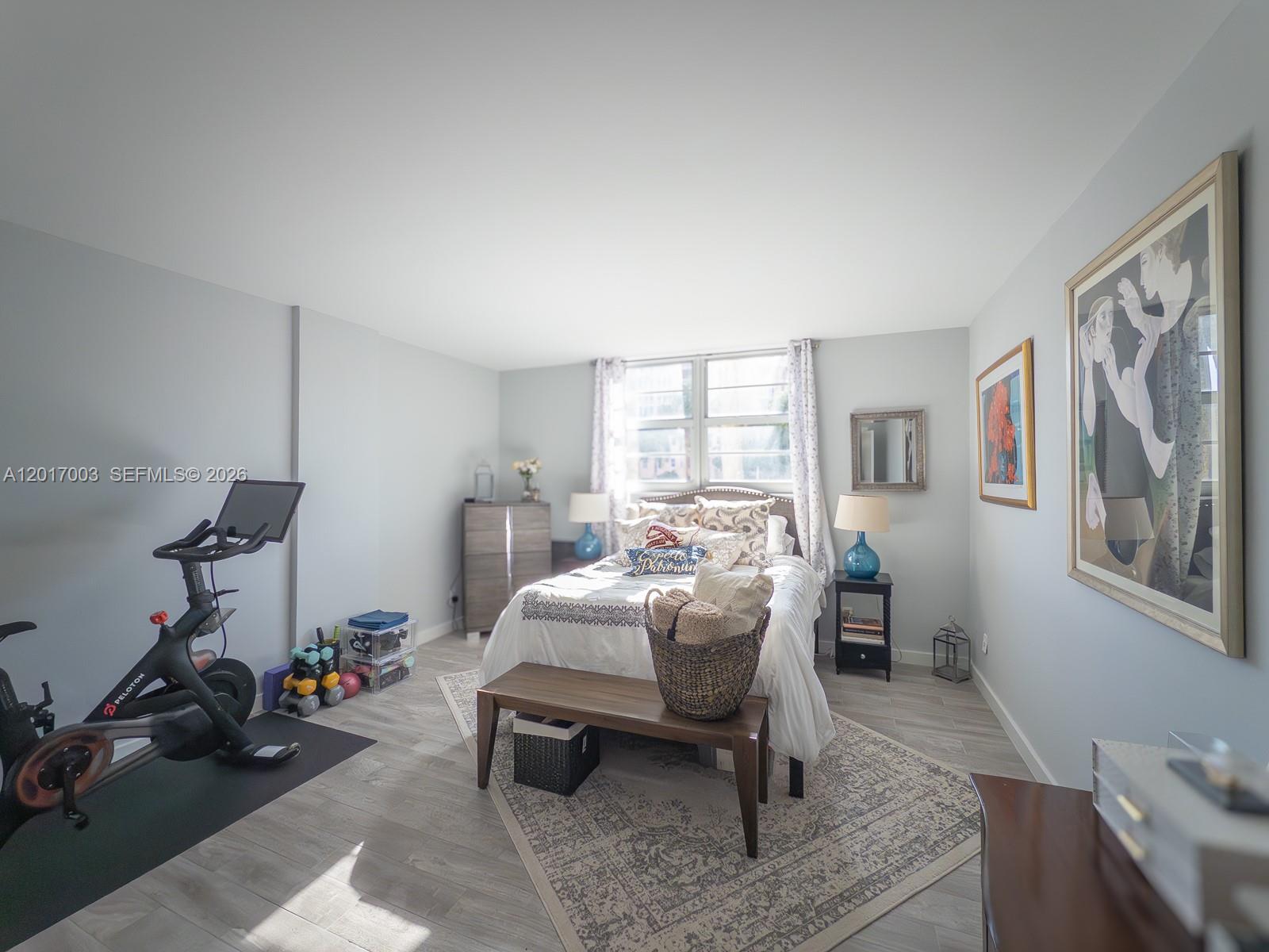 90 Edgewater Dr #114 Coral Gables, FL 33133