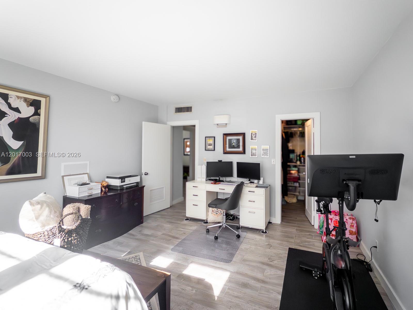 90 Edgewater Dr #114 Coral Gables, FL 33133