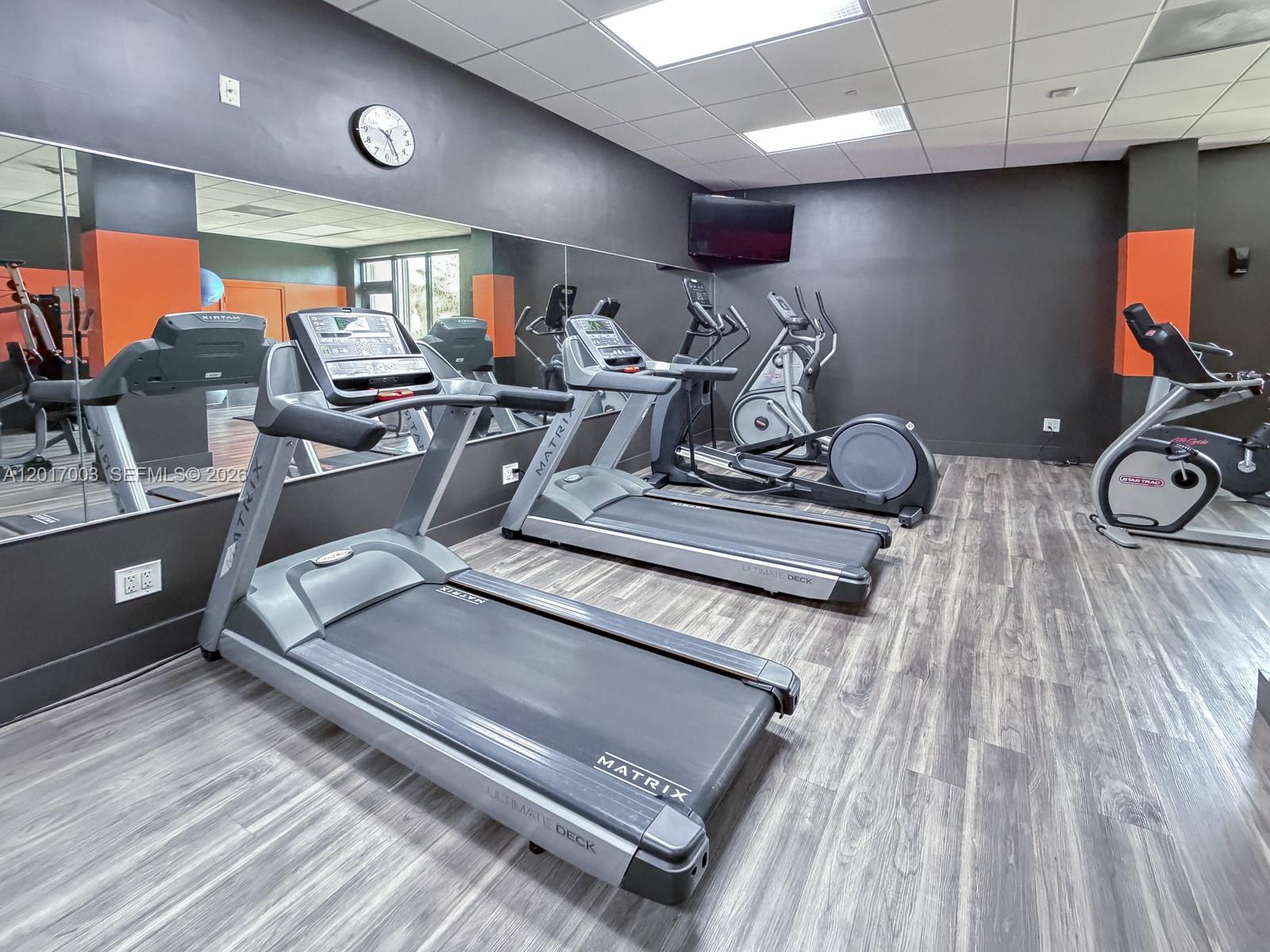 90 Edgewater Dr #114 Coral Gables, FL 33133