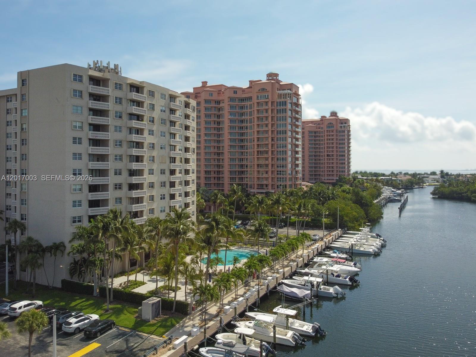90 Edgewater Dr #114 Coral Gables, FL 33133