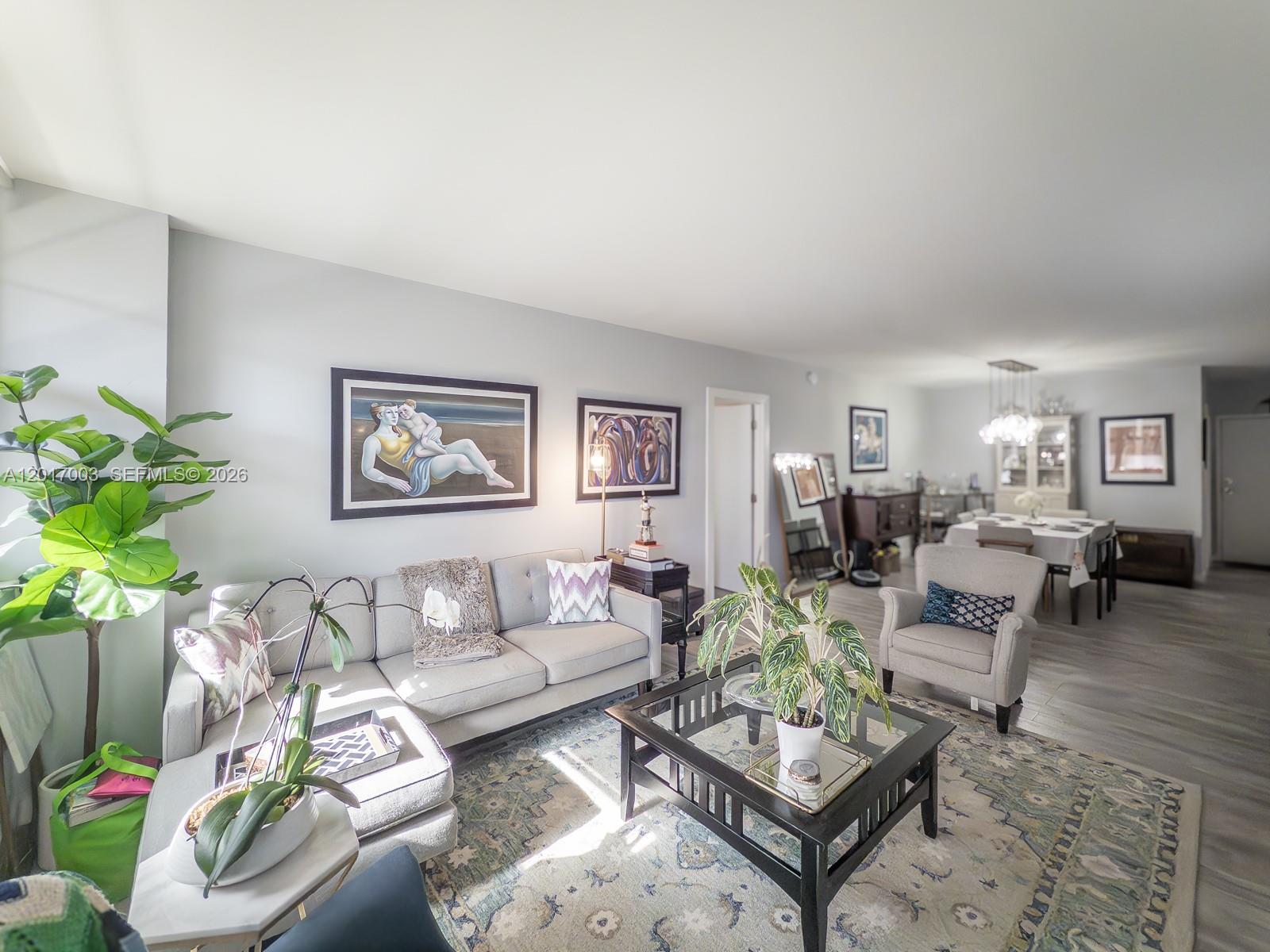 90 Edgewater Dr #114 Coral Gables, FL 33133
