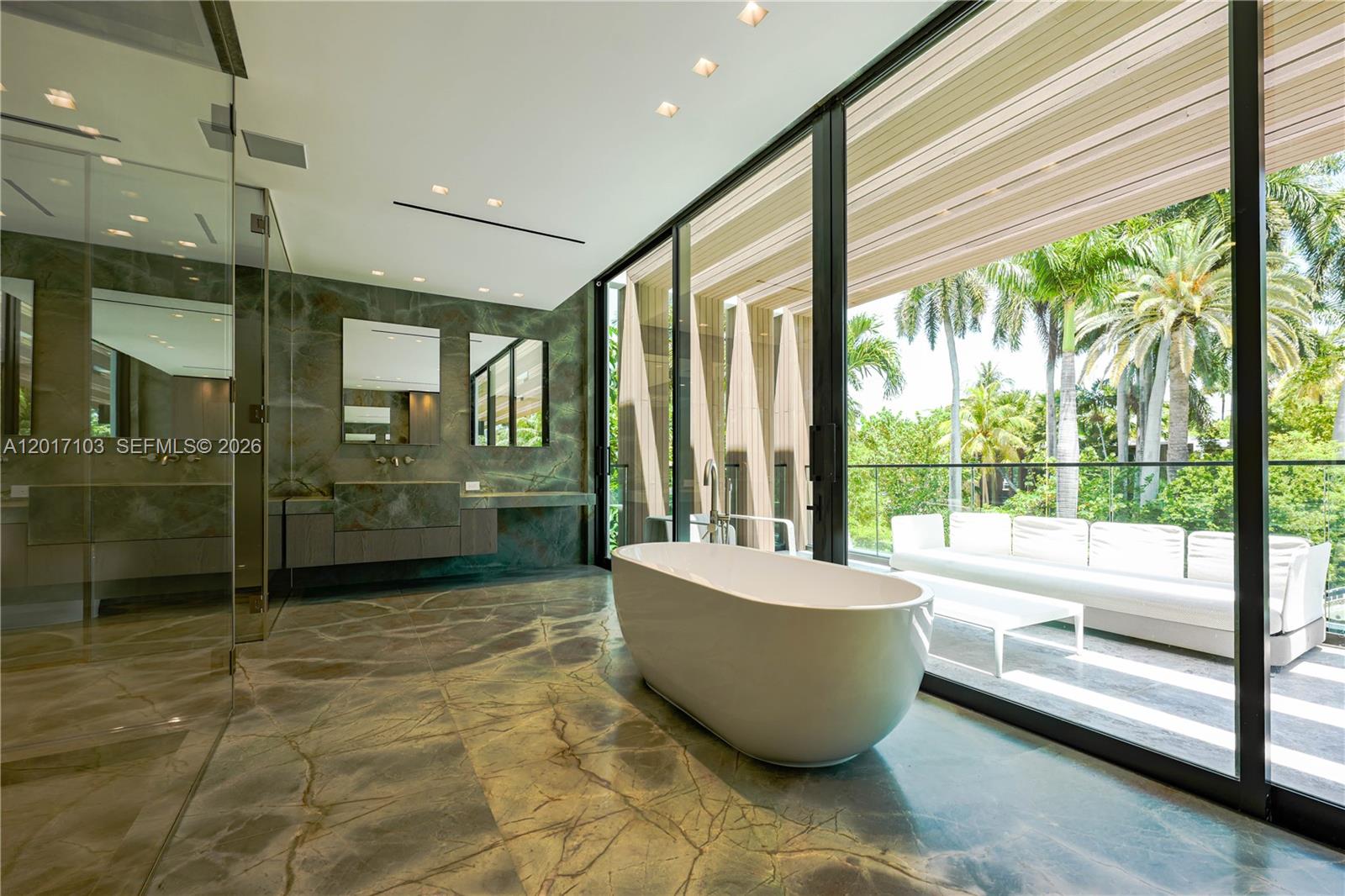 2520 Shelter Ave Miami Beach, FL 33140