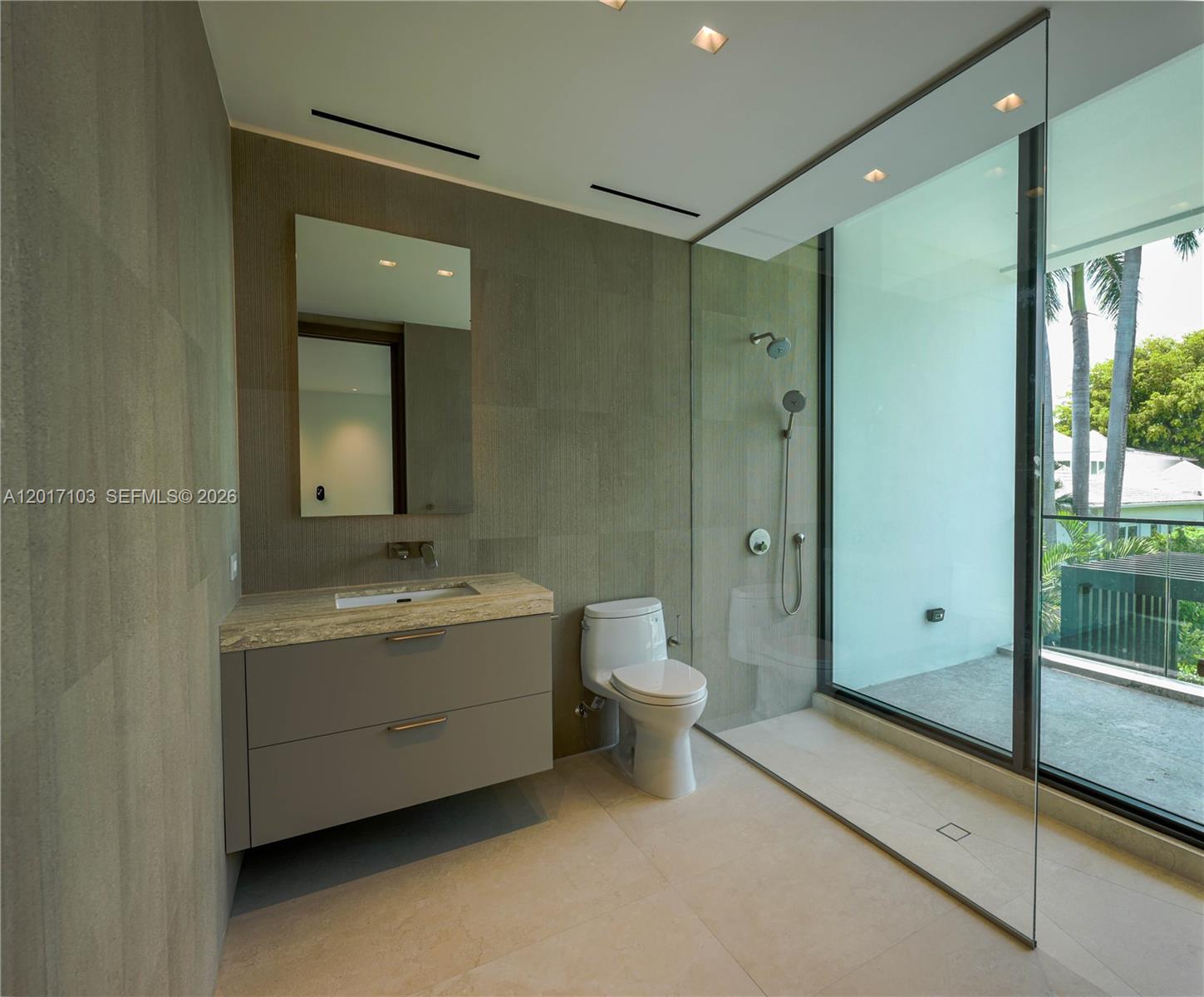 2520 Shelter Ave Miami Beach, FL 33140