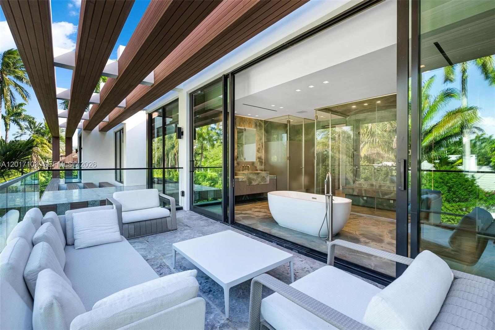 2520 Shelter Ave Miami Beach, FL 33140