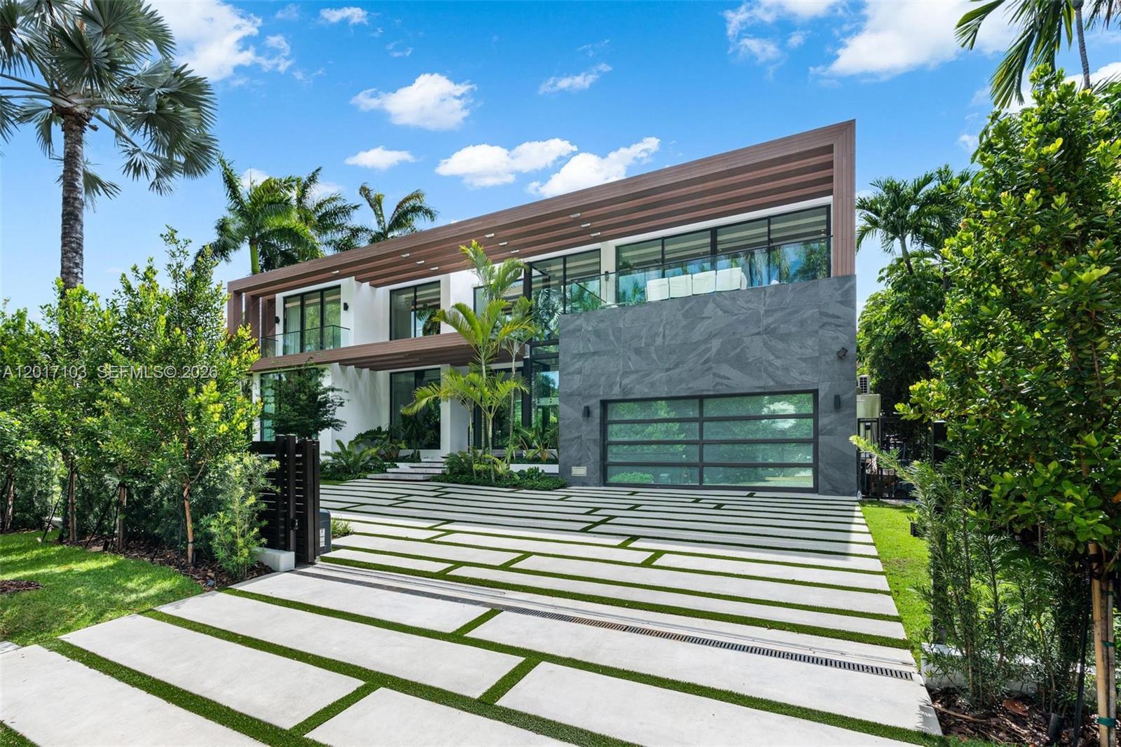 2520 Shelter Ave Miami Beach, FL 33140