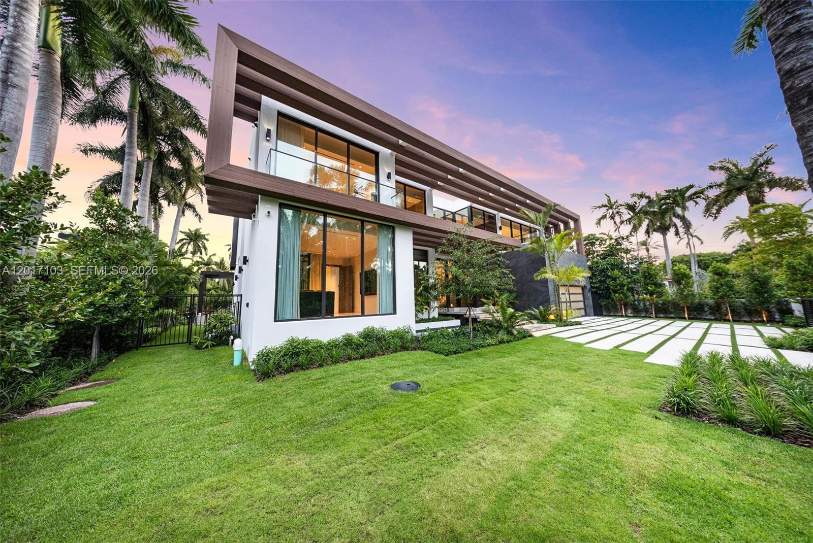 2520 Shelter Ave Miami Beach, FL 33140