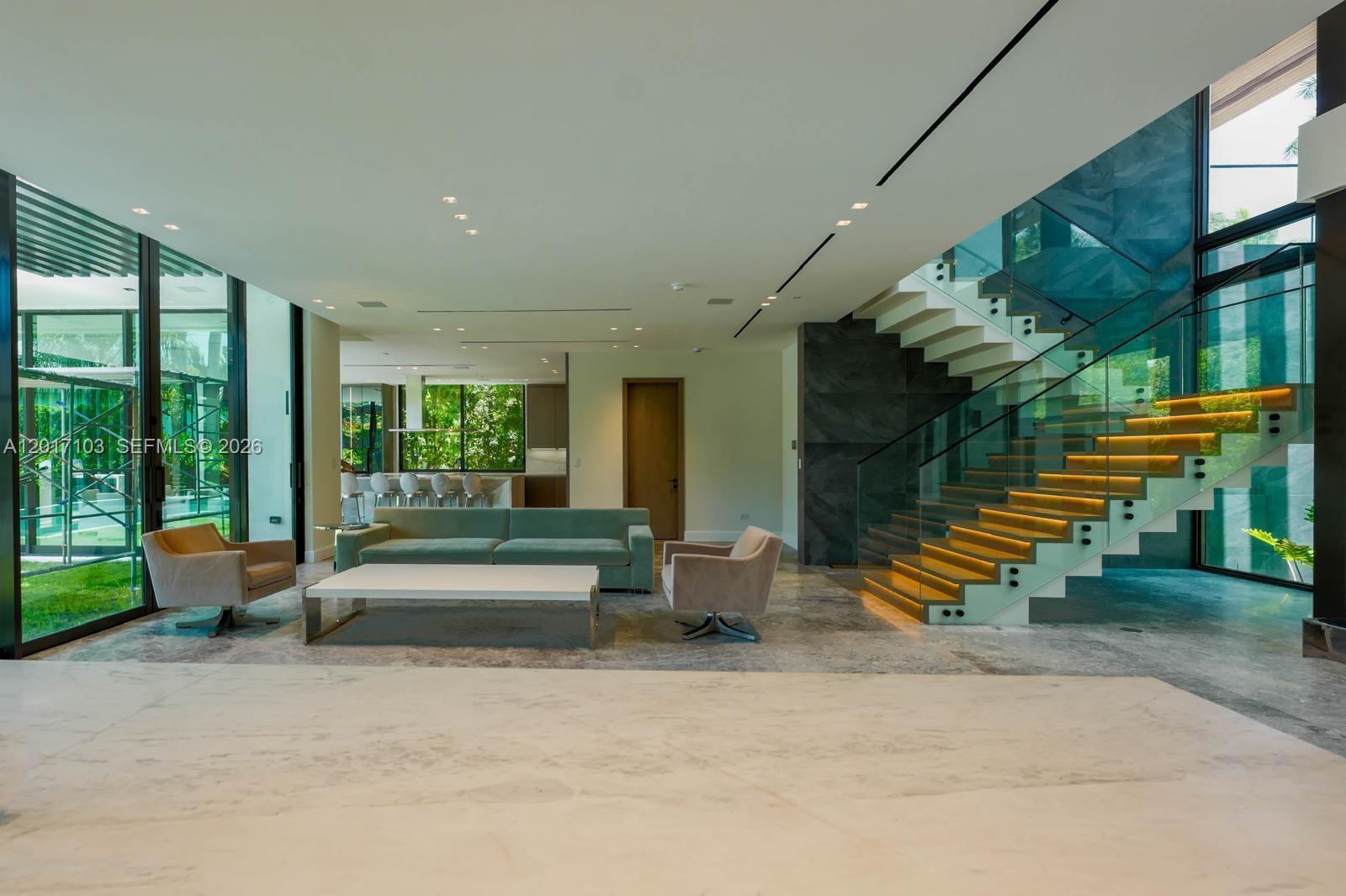 2520 Shelter Ave Miami Beach, FL 33140