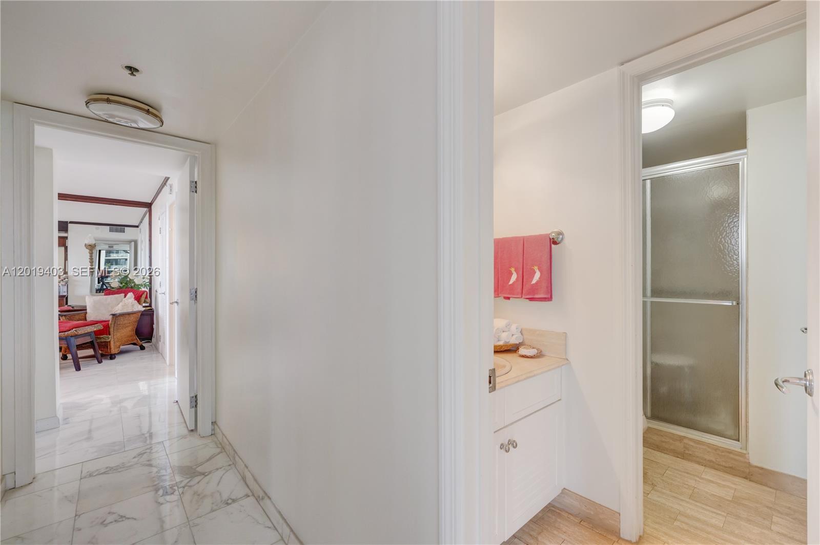 2843 S Bayshore Dr #11F Miami, FL 33133
