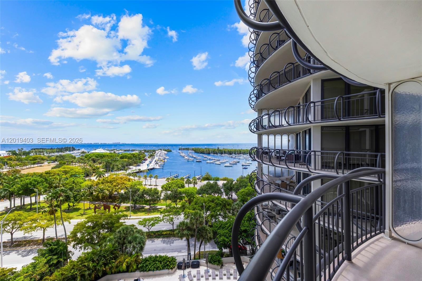 2843 S Bayshore Dr #11F Miami, FL 33133