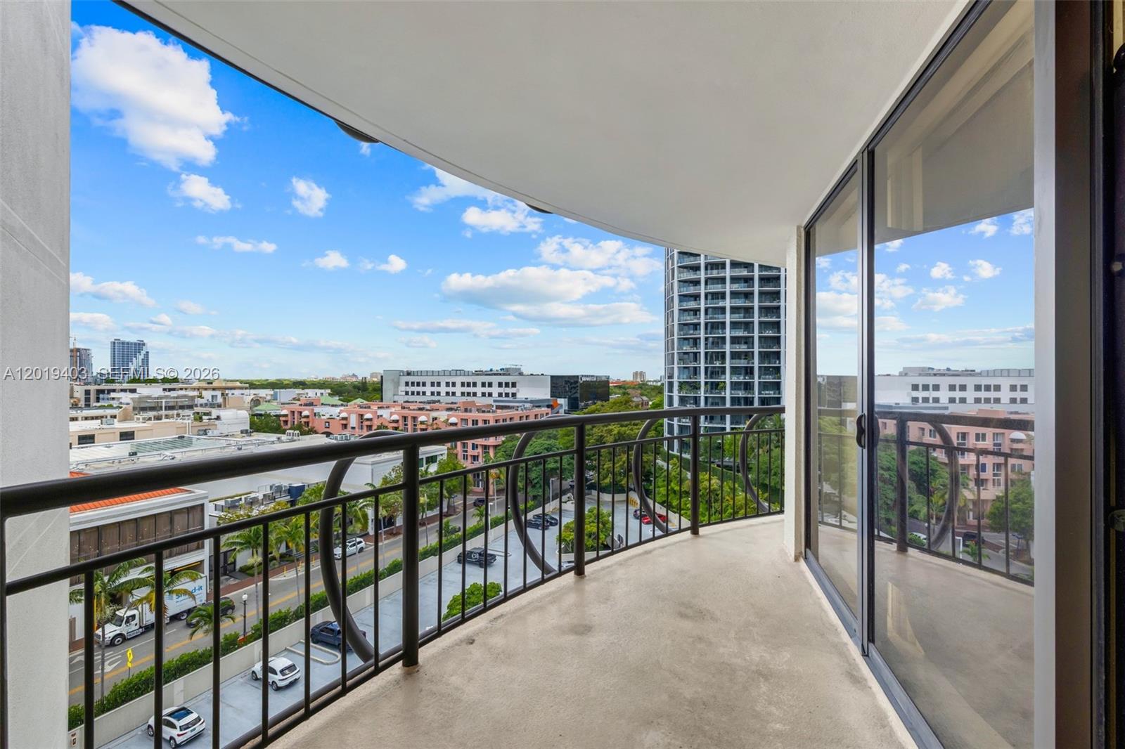 2843 S Bayshore Dr #11F Miami, FL 33133