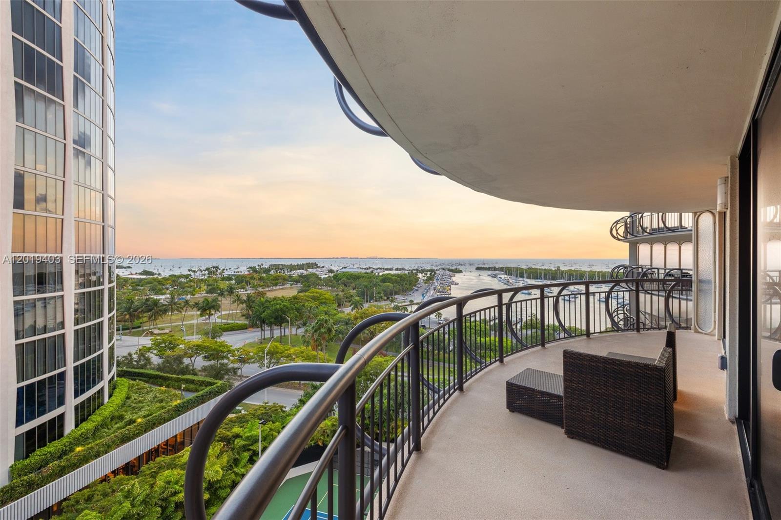 2843 S Bayshore Dr #11F Miami, FL 33133