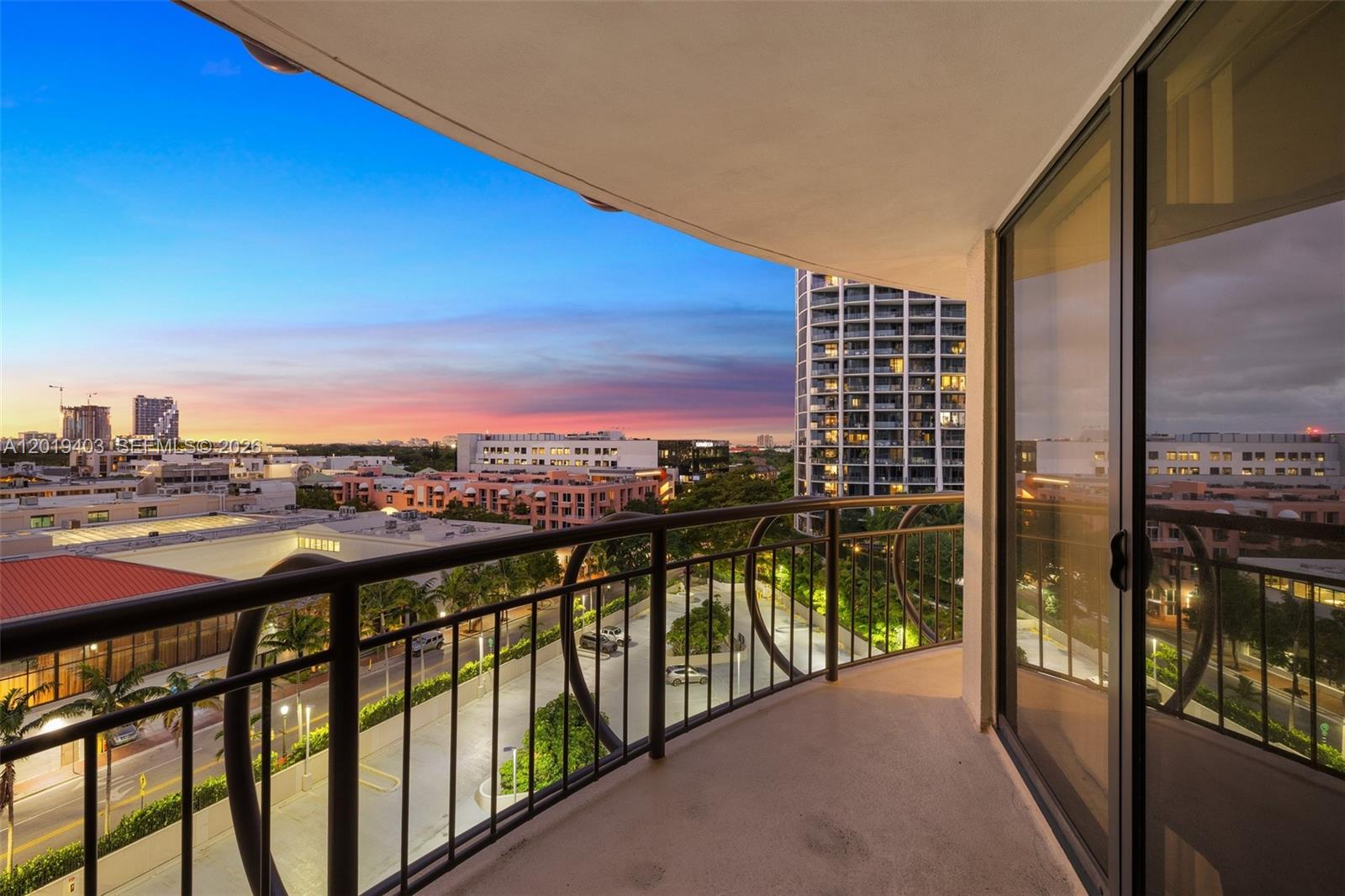 2843 S Bayshore Dr #11F Miami, FL 33133