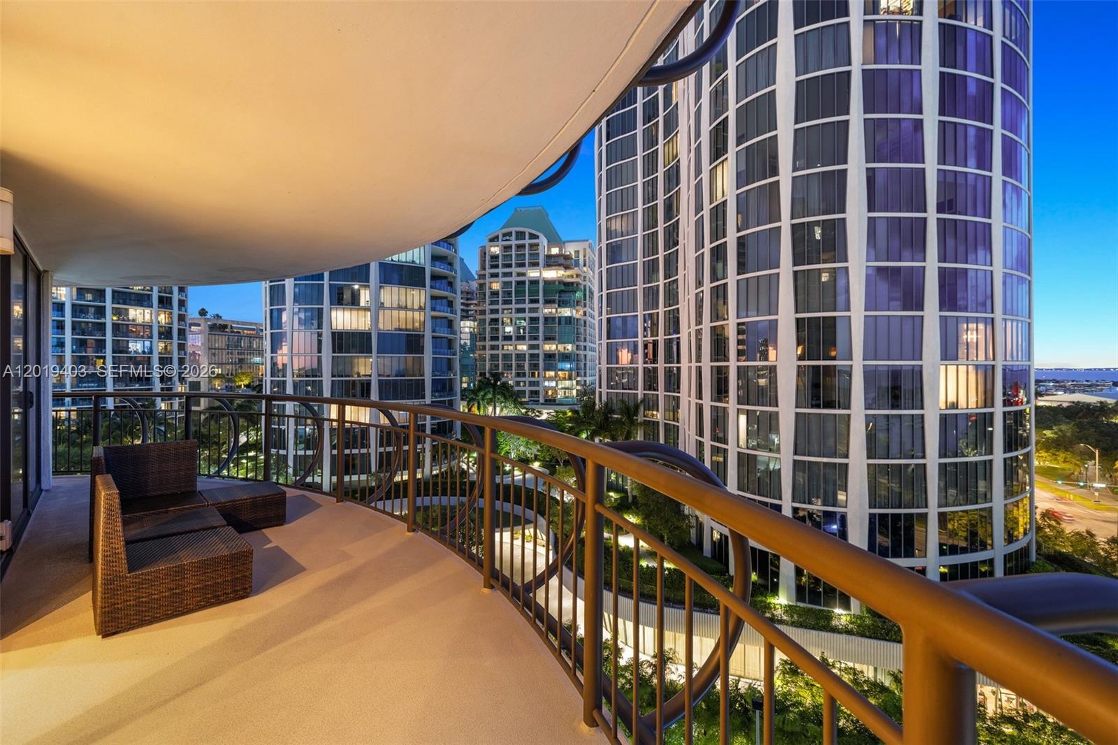 2843 S Bayshore Dr #11F Miami, FL 33133