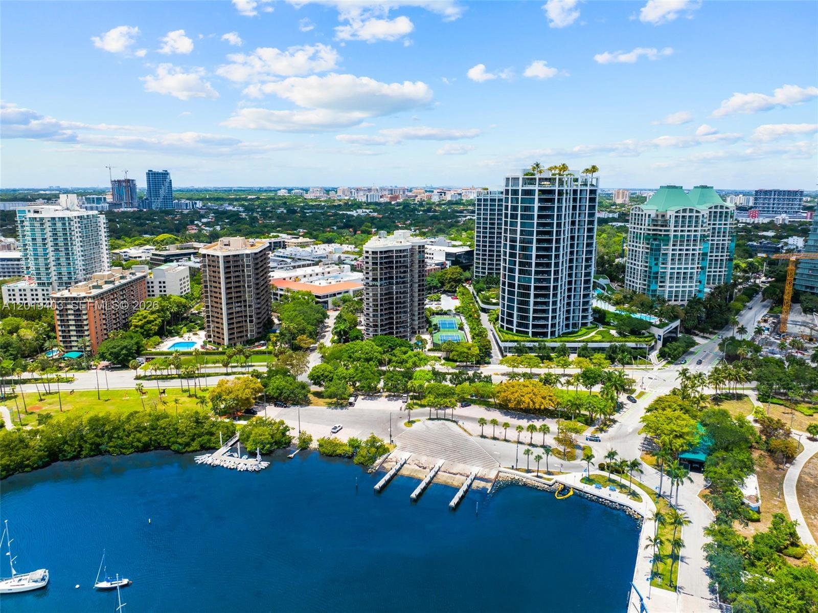 2843 S Bayshore Dr #11F Miami, FL 33133