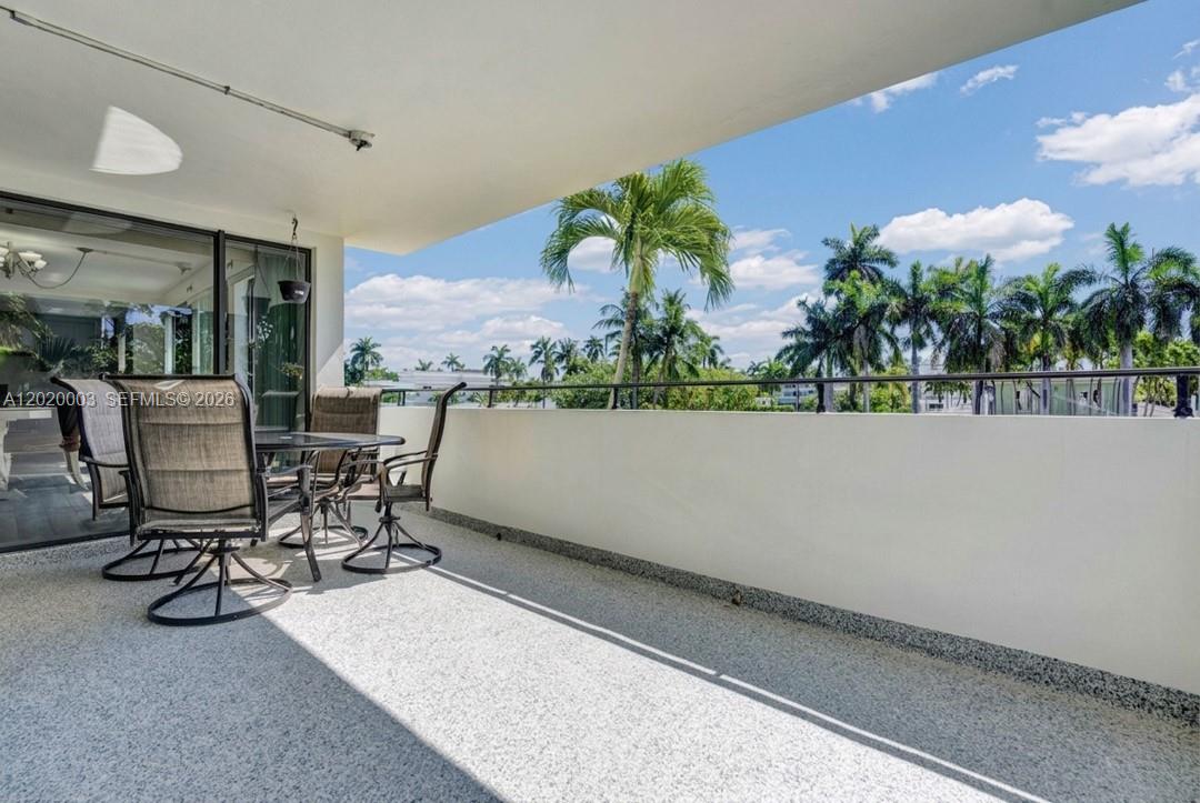 76 Isle Of Venice Dr #C Fort Lauderdale, FL 33301