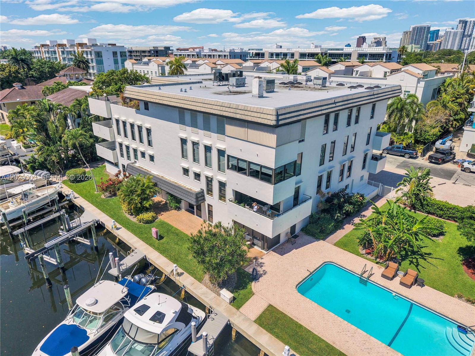 76 Isle Of Venice Dr #C Fort Lauderdale, FL 33301