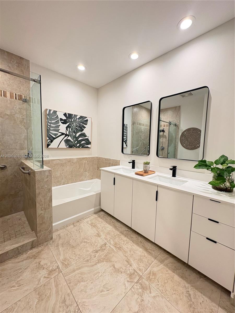 610 W Las Olas Blvd #117N Fort Lauderdale, FL 33312