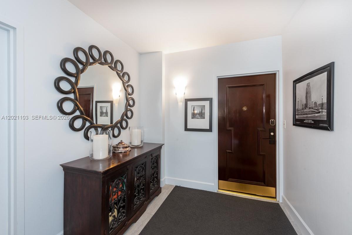 10180 W Bay Hbr Dr #4A Bay Harbor Islands, FL 33154