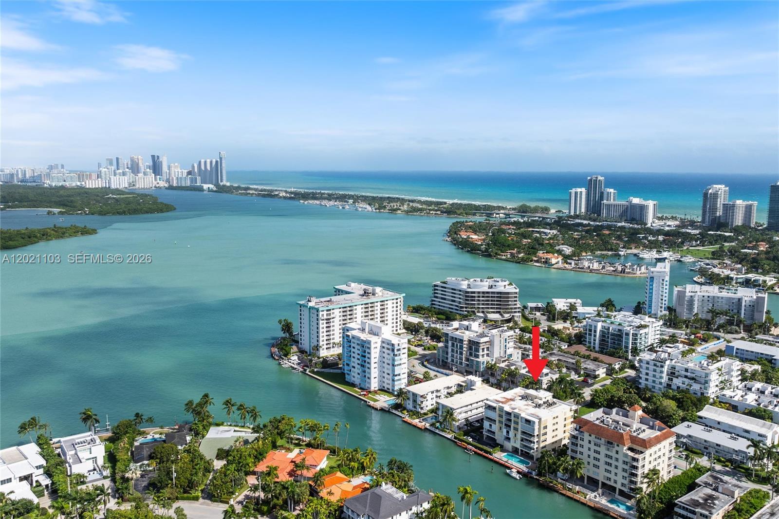 10180 W Bay Hbr Dr #4A Bay Harbor Islands, FL 33154