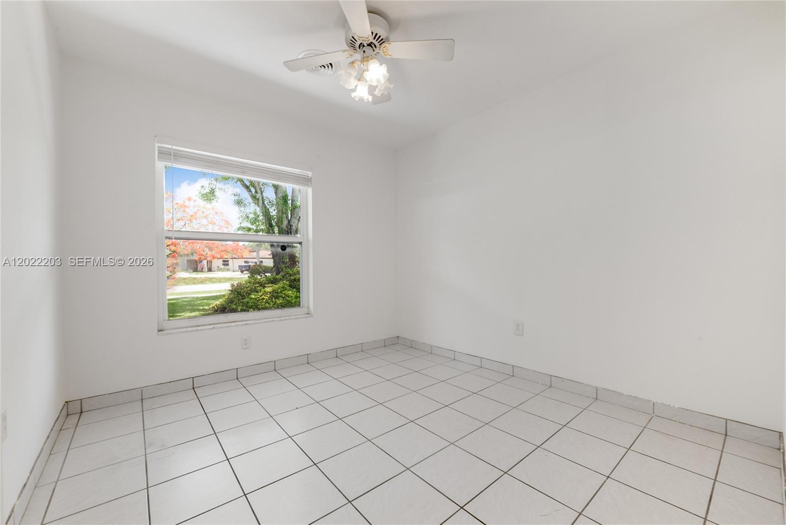 9460 Palmetto Clb Ln E Palmetto Bay, FL 33157