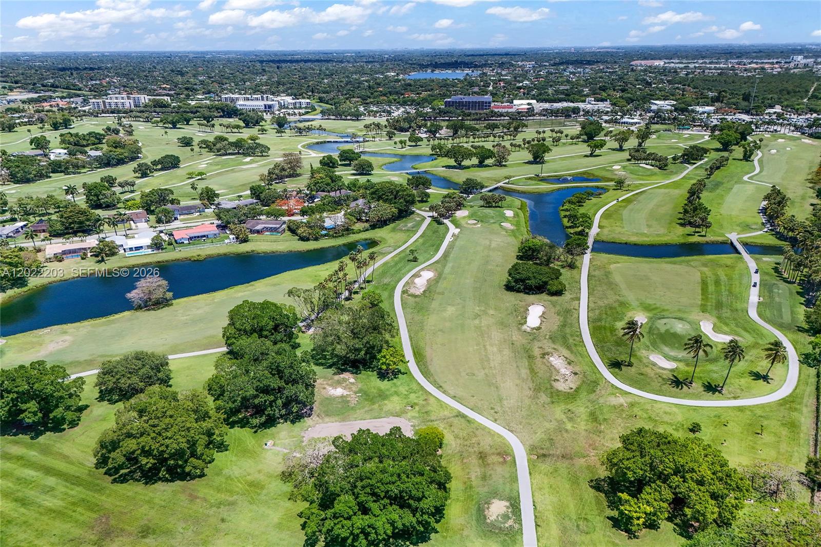 9460 Palmetto Clb Ln E Palmetto Bay, FL 33157
