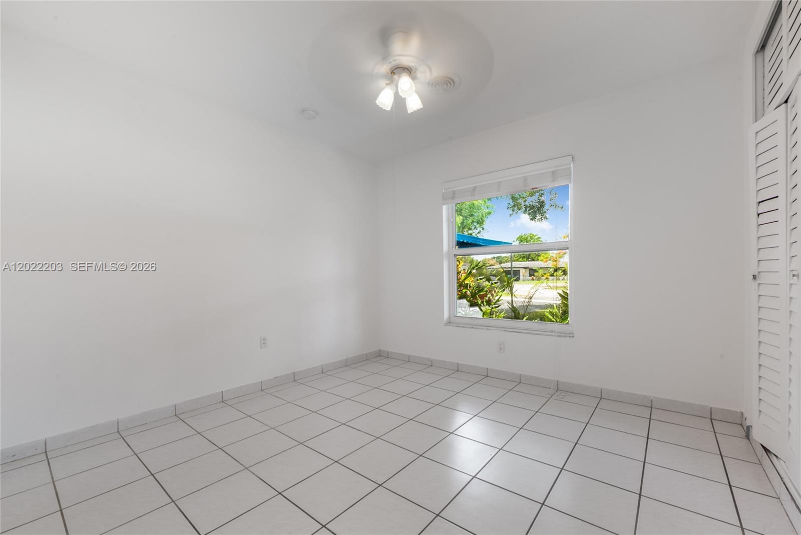 9460 Palmetto Clb Ln E Palmetto Bay, FL 33157