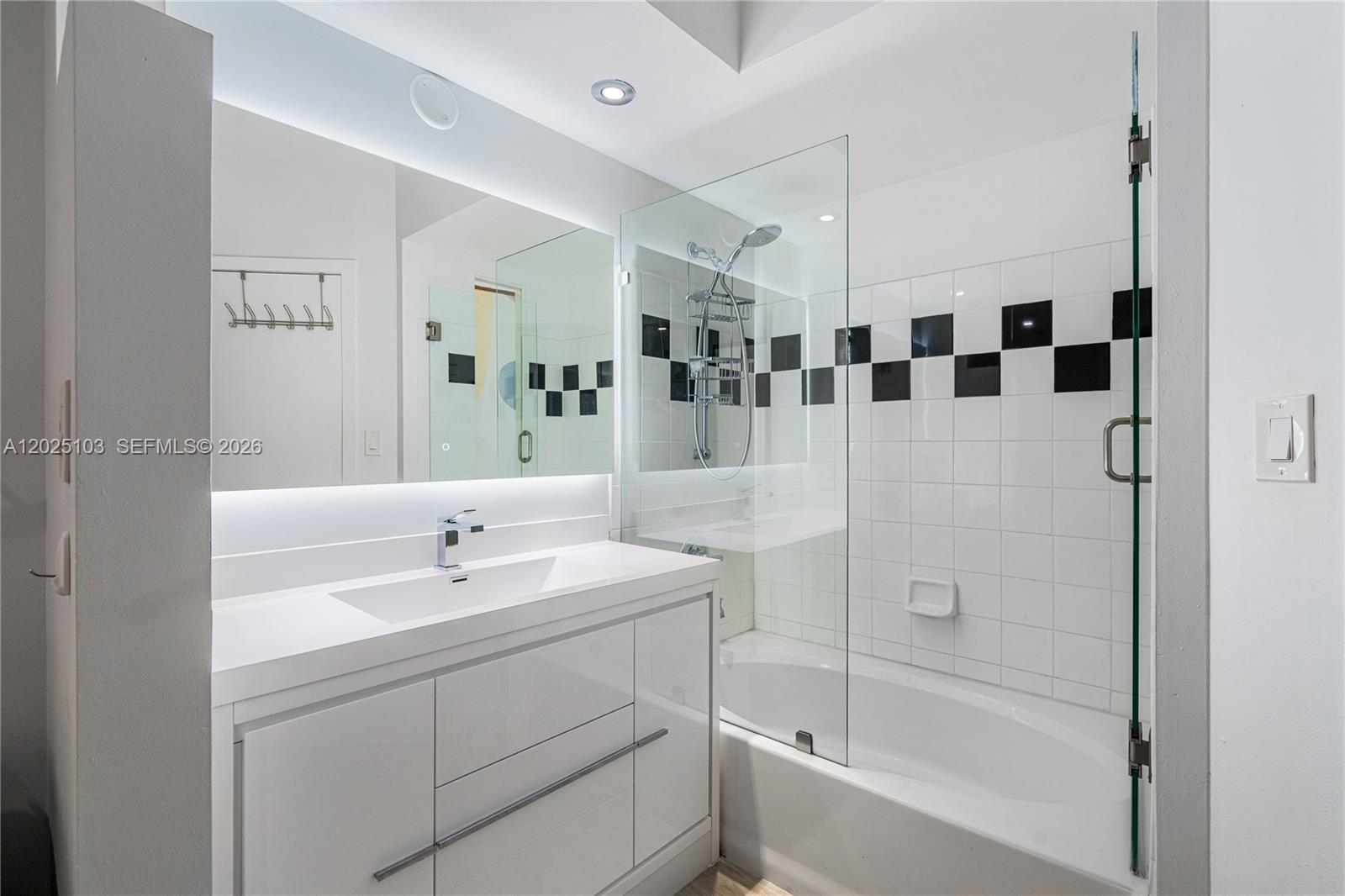 1330 West Ave #2107 Miami Beach, FL 33139