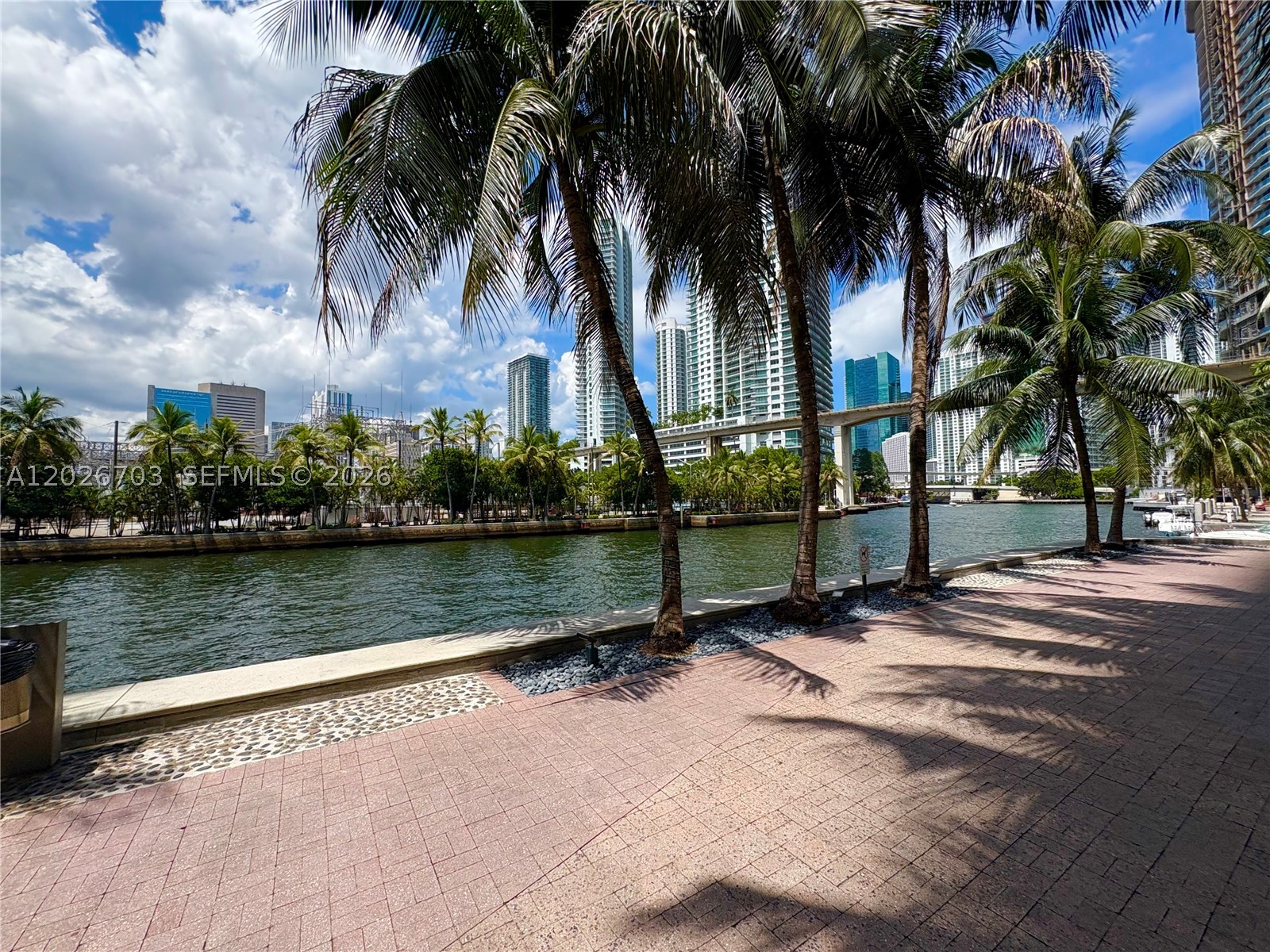 image Latitude on the River28