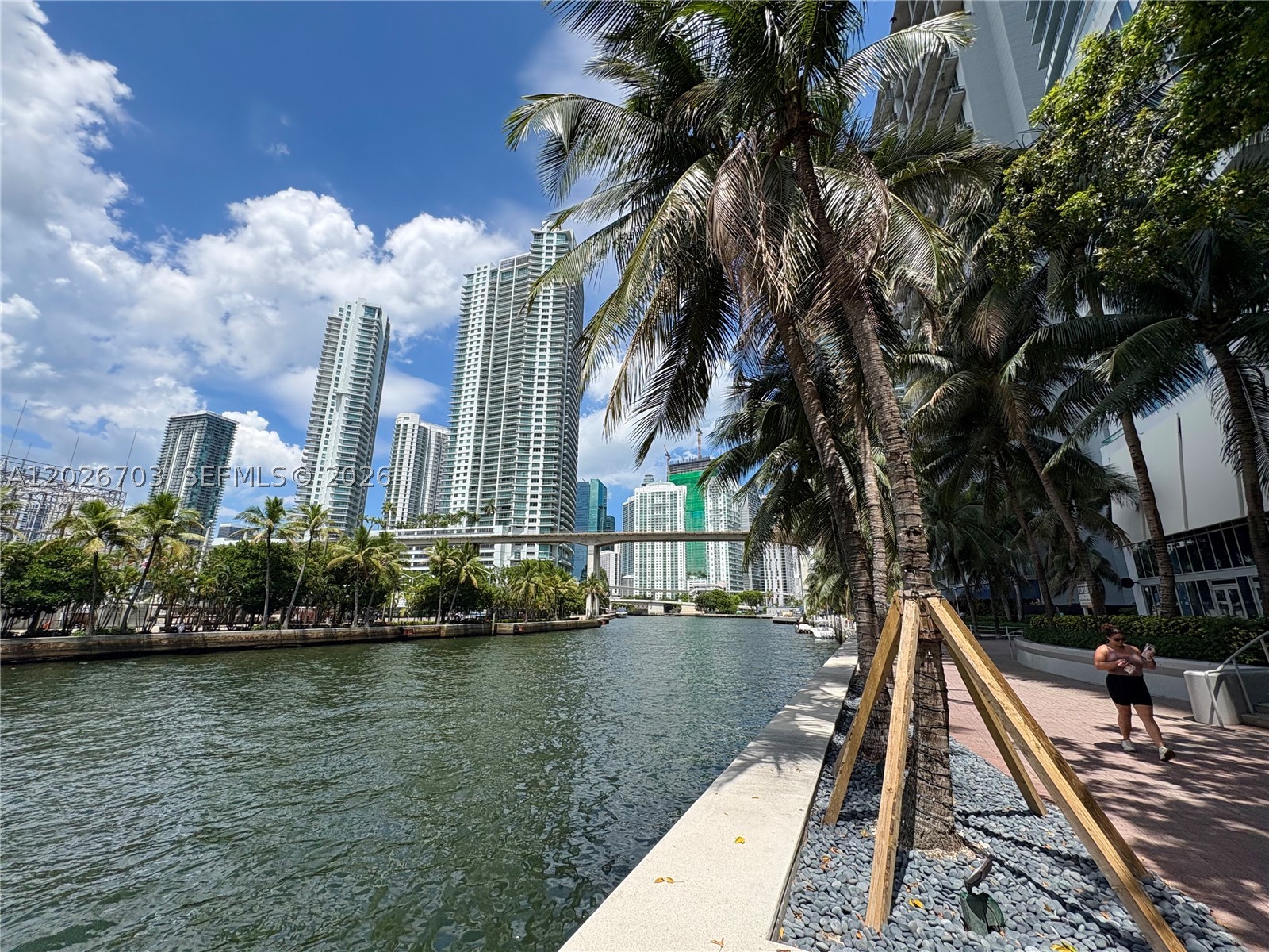 image Latitude on the River32