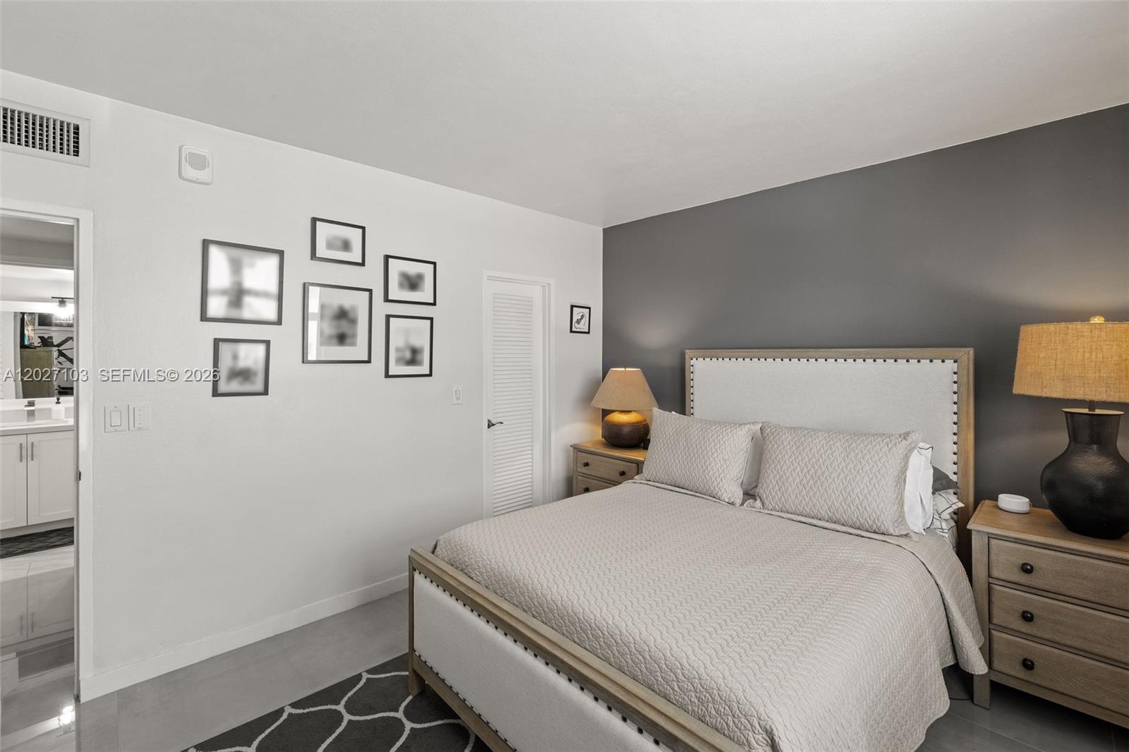 5001 Collins Ave #1E Miami Beach, FL 33140