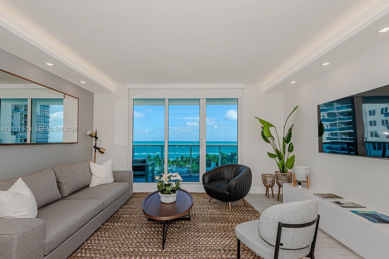 2301 Collins Ave #739 Miami Beach, FL 33139