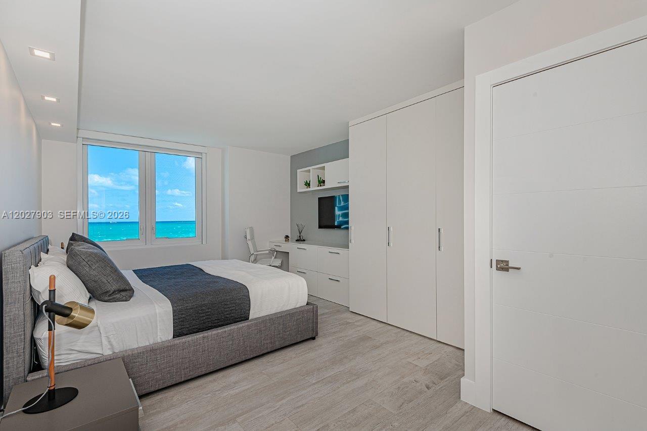 2301 Collins Ave #739 Miami Beach, FL 33139