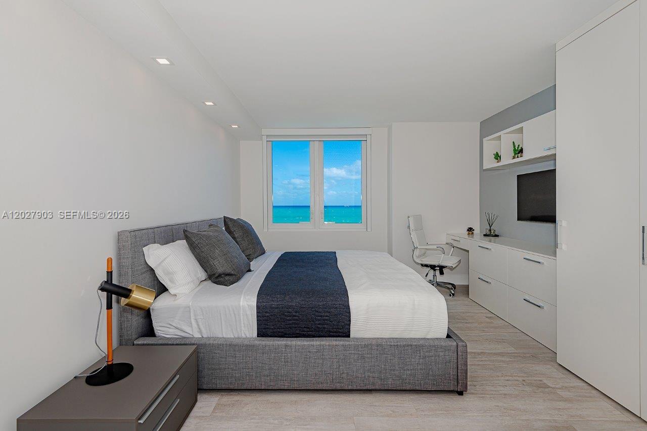 2301 Collins Ave #739 Miami Beach, FL 33139