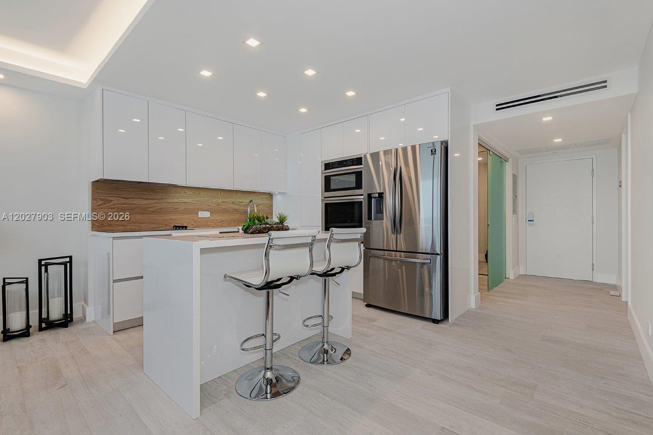 2301 Collins Ave #739 Miami Beach, FL 33139